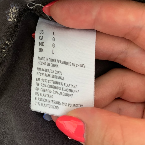 👖3/$20👖AE - hi-rise flower print leggings - Picture 5 of 5